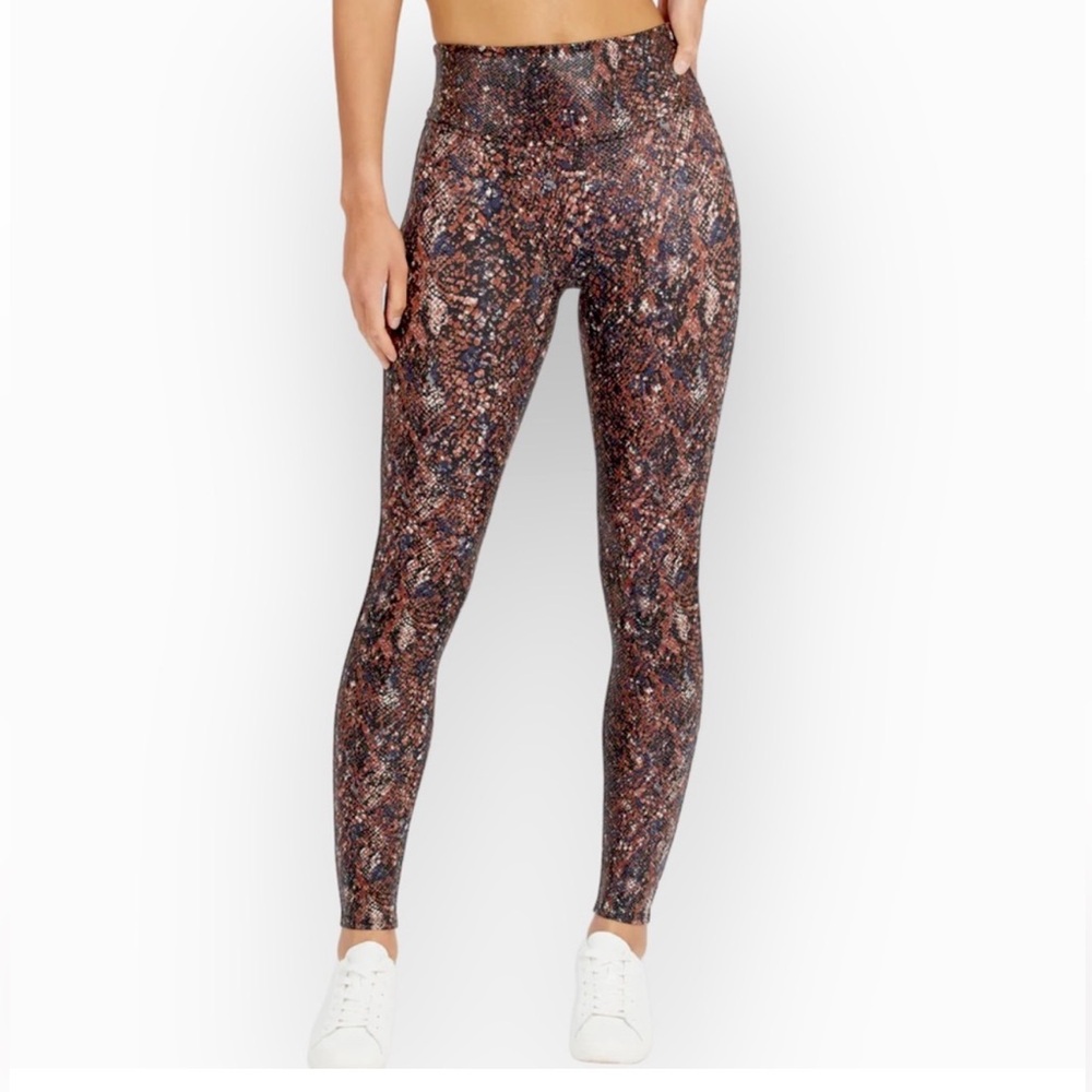 SPANX Faux Leather NWT Snake Shine‎ Leggings
Mocha Snake - size M